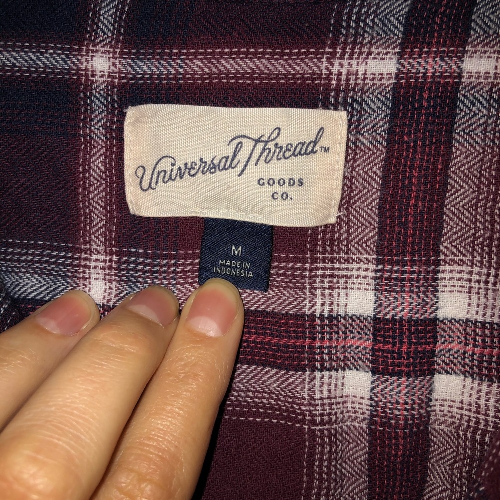 Target Button Up - Picture 2 of 3